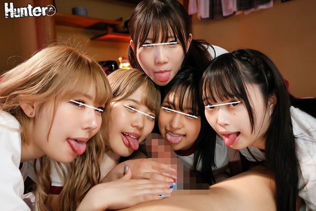 修学旅行で10人の可愛いクラスメイト女子と密着度200％大ハーレム乱交！修学旅行なのに部屋で引きこもるボクたち。でも何とかして思い出を… 9