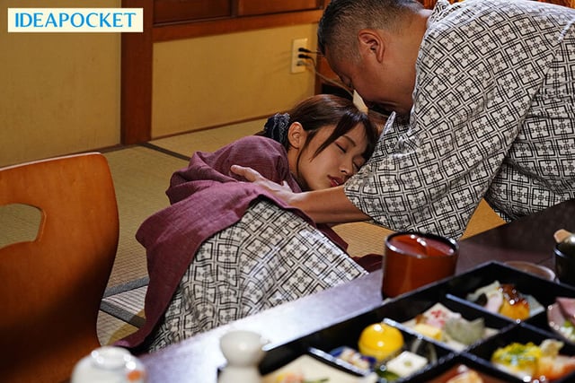死ぬほど大嫌いな上司と出張先の温泉旅館でまさかの相部屋に…醜い絶倫おやじに何度も何度もイカされてしまった私。 長浜みつり 7