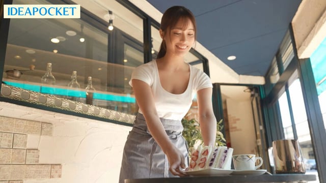 バイト先で傷心中の巨乳可愛い子に優しくしたらヤレちゃった話 長浜みつり 1
