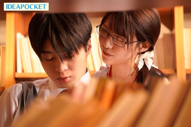 毎朝電車の端の席で読書をしている清楚美人お姉さんがM男を痴女って弄ぶ特殊性癖の持ち主だったなんて… 愛才りあ 3