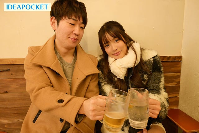 ●校の頃の元カノが上京、5年ぶりの再会。ほろ酔いデートが楽しすぎてお互いパートナーがいるのを知りながらホテルであの頃のように求め合った。 長浜みつり 3