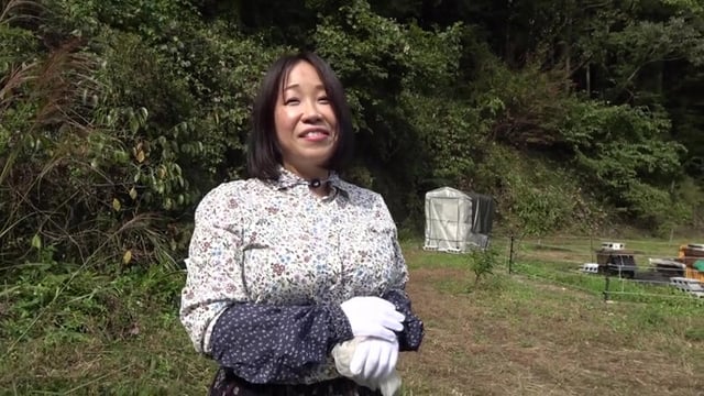 埼玉・深谷で養蜂場を営むお母さん 桃乃美香 1