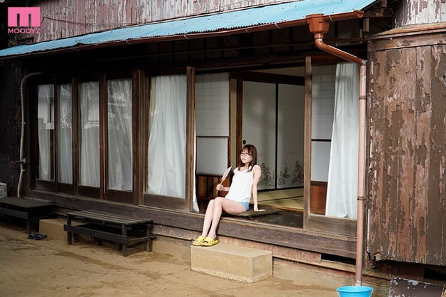 若者がいない限界集落で子種を欲しがって…乳首ビンビン欲情して足腰ガクガクド田舎ガニ股オーガズム中出しを求めたワタシ…。 天宮花南 2
