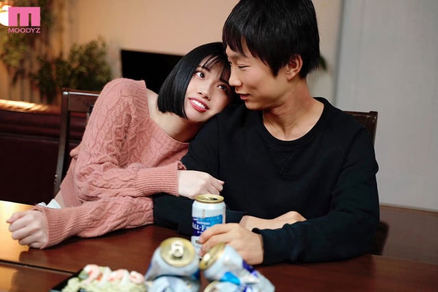 終電逃して同僚の部屋にお泊り ノーブラ部屋着に我慢できずコンドーム使いきるまでヤリまくった 石原希望 1