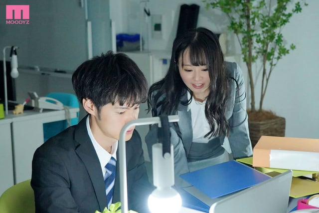 終電逃して同僚の部屋にお泊り ノーブラ部屋着に我慢できずコンドーム使いきるまでヤリまくった 中山ふみか 1