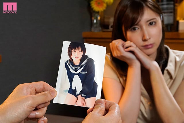 年上の妻みうに制服着せて青春SEX 大好きな妻の10代を妄想して出会った頃のようにハメ狂いした週末 仲村みう 1