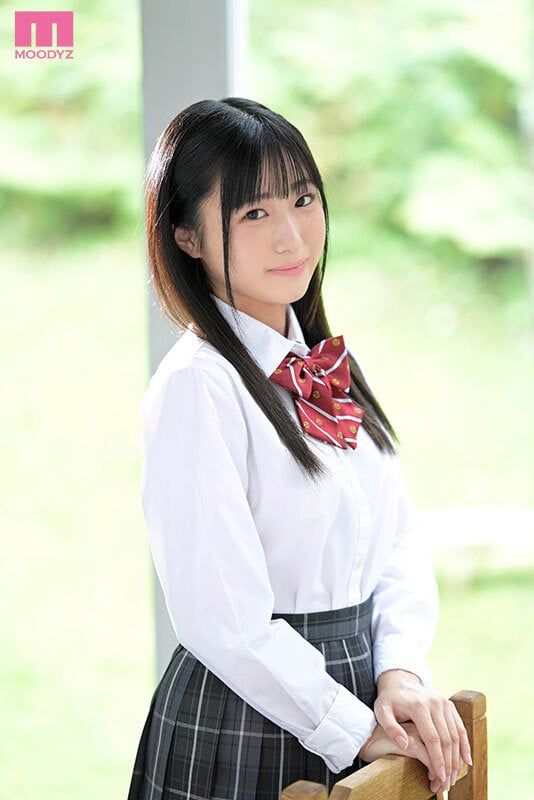 新人 永遠の少女AVデビュー 岡田奈々 10