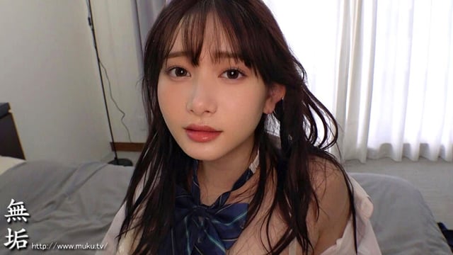 発情が止められない汗かき制服美少女と密室エロ蒸し脱水アクメ。汗ダクダク涎ダラダラ超密着で没頭するビチョ濡れナマ交尾。 静河 1