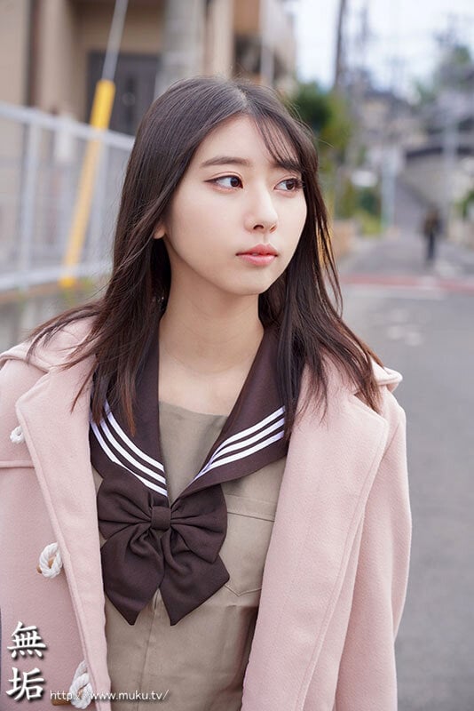 妄想だけで濡れるカラダ… 緊縛を望む美少女 調教志願マゾヒズム。 片寄しゅうか 1