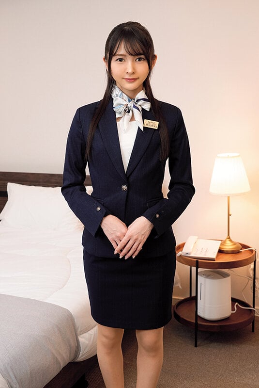 ホテルスタッフ理不尽レ●プ（2） 1