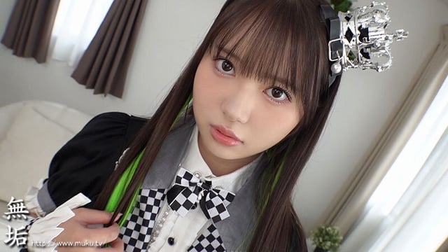 私、頑張って売れたいですっ♪ 人気者になりたいアイドル美少女が、明るく笑顔で内緒のオフパコ枕営業 咲月ひな 2