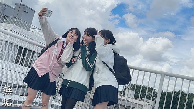 私たち、気持ちいいことに鬼ハマり中。 とある日のオフパコ中出し乱交 1