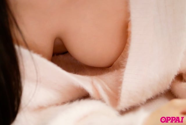会社の飲み会で終電を逃した僕に「うちに泊まっていきます?」と巨乳の後輩女子が小悪魔な囁き。部屋着の胸チラ誘惑に負けて何度もSEXした 月野かすみ 3