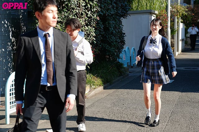 生徒の巨乳に理性を失った僕は放課後ラブホで何度も何度も環奈と中出しセックスしてしまった 三木環奈 5