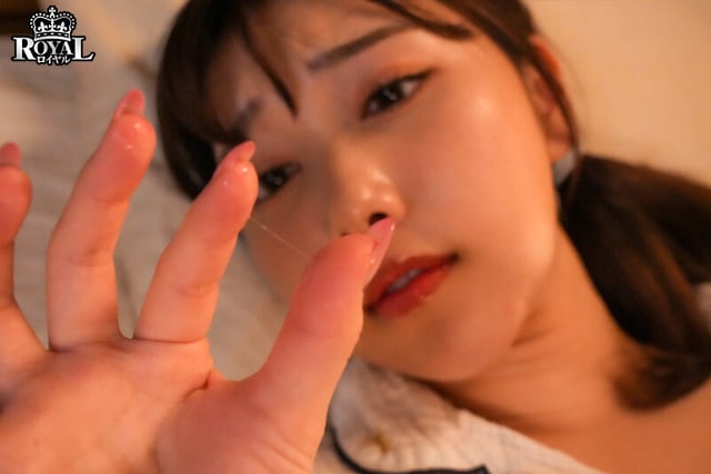 隣の部屋からAVを聞かされ続けムラムラ1億％！初セックスなのにイキ乱れまくる巨乳幼なじみ さつき芽衣 10