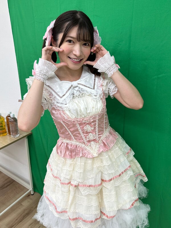 完全昏眠-4名- 雑魚膣プログラマー(23)/吹奏楽部(18)/文学部教育実習生(23)/アイドルセンター(20)全員中出し 夢遊秒 3