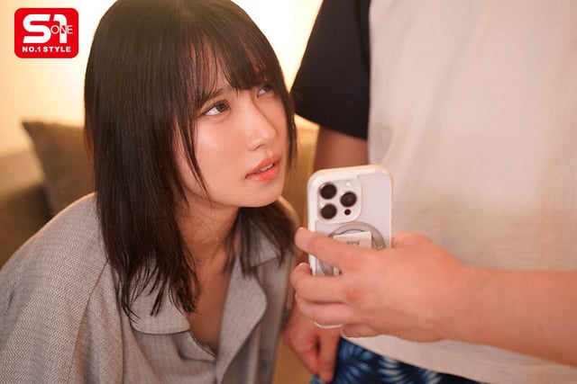 湯気に仕込まれた媚薬サウナ 異常感度でととのうどころかグッチャグチャにイキ狂った汗だくの健康巨乳ボディちゃん 安達夕莉 5