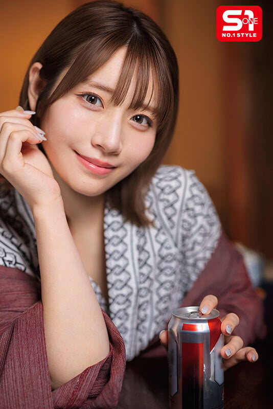 出張先、二人きりの温泉旅館 僕を慕う圧倒的美人な後輩に迫られたら寝取られても仕方がない 河北彩花 1