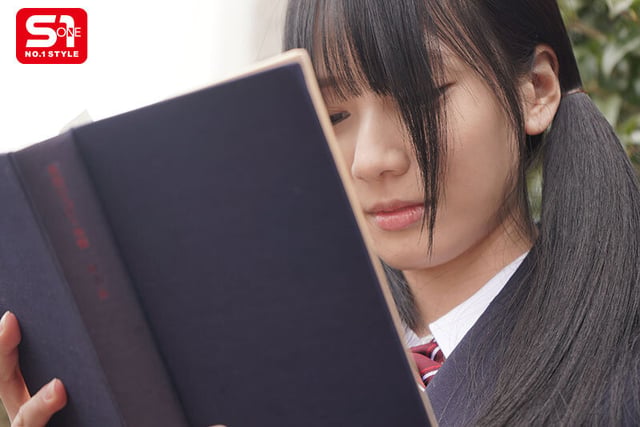 昔イジメてた地味系女子に10年後に再会したら…かわいい痴女に大変身！精子透明になるまで搾り取られたリベンジヌキ同窓会 榊原萌 2