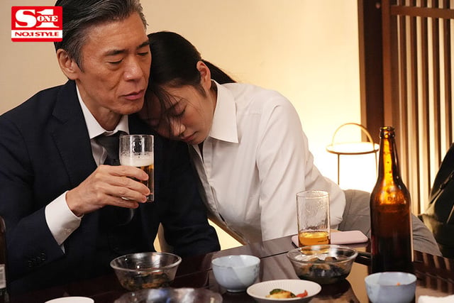 相部屋NTR 東北から上京してきた純朴新入社員が絶倫上司に仕組まれ朝から晩まで浮気セックスでイカされ続けた出張先の夜 明日葉みつは 5
