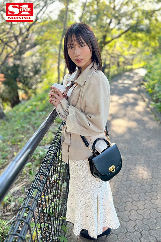 伝説の美少女 兒玉七海 復活デビュー~わたしが本当にヤリたかった3つのSEX~ 1