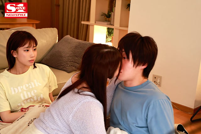 Gカップ同級生2人組が僕の家で勉強合宿！休憩の度にエロいことが！ 安達夕莉 宇野みれい 3