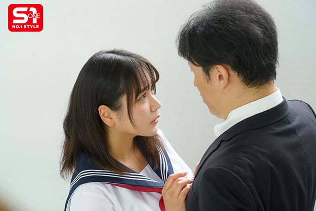 教え子のおっぱいが大きくて柔らかそうで我慢出来ませんでした。生徒のLカップに我を忘れた担任教師は学生相手に何度も何度も吐精してしまったのです。 田野憂 1