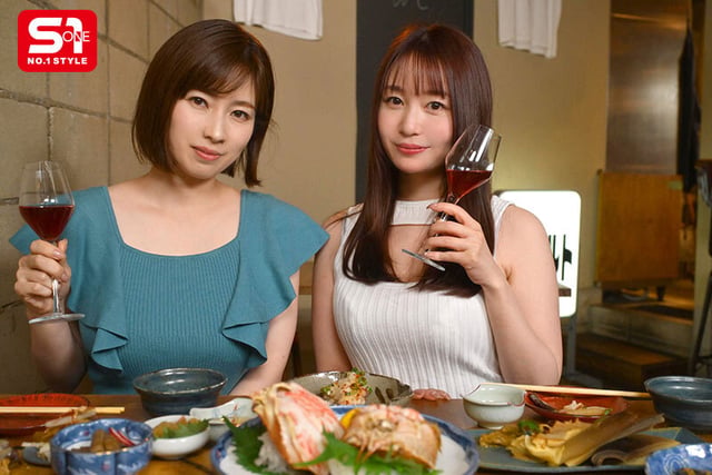 S1専属12年AV女優2人が飲んで語って生々しいプライベート感で完熟おま●こに交互に挿れまくる！研ぎ澄まされた熟練テク！スーパーコンビネーション逆3Pハメ撮り 夢乃あいか 奥田咲 1