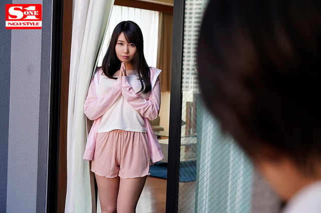 向かいに越してきた隣人OLの絶倫セックスに溺れた僕 夢乃あいか 1