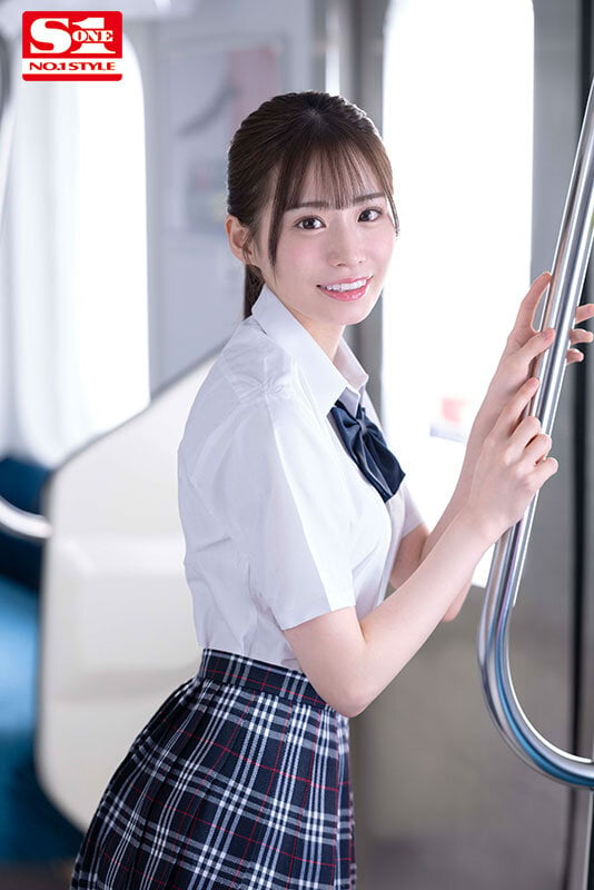 汚れを知らない笑顔少女を我慢できずにメチャクチャ痴●してやったら… まさかの俺のテクの虜に。 未歩なな 1