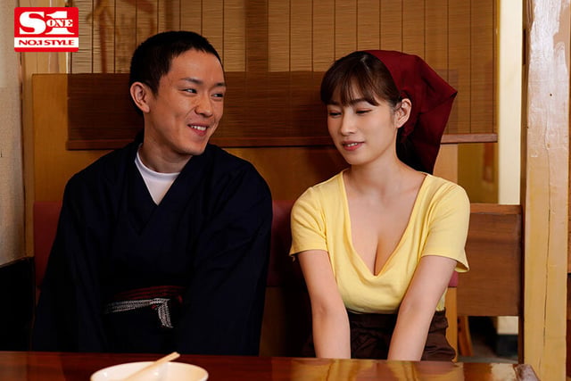 性欲おさまらない無駄に巨乳なパート人妻はバイト先の若い男と10代の猿カップルみたいにヤリまくった。 奥田咲 1