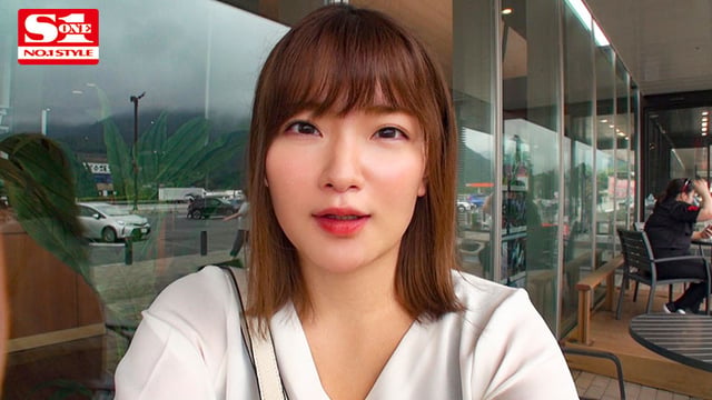 ※台本一切無し！！ハメ撮り！すっぴん！何でもアリ！ 鷲尾めいのスケベ本性剥き出しSEX！！ ガチで二人きりの温泉旅行でヤリまくった生々しすぎる超レアなエロス200％動画 1