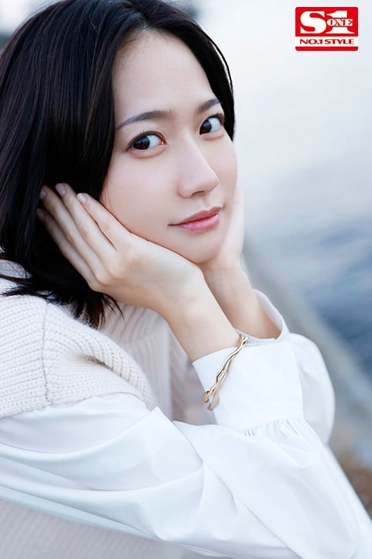 AV女優‘伊賀まこ’を丸裸にするデビュー2周年ドキュメント！ 台本・演出・ファンタジー一切なし！超クンニおねだり！超快感サイレント絶頂！ベロちゅうハメ撮り！最高に抜けるエロくてエモい生々しいプライベートSEX大公開 1