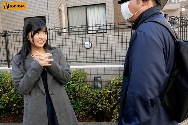根尾あかりの凄テクを我慢できれば生★中出しSEX 1
