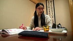 今までセックスには興味を示さなかったガリ勉の妹に遊び半分でウワサのアノ薬を盛ったら、驚くほど効いちゃって妹はマンホジで漏らしながら俺の勃起したチ○ポに喰らいついて離さなくて困った 1