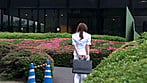 下着が透けている女性のお尻に興奮してしまい、後をつけてみると・・・ 5