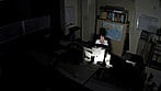 深夜に誰もいないはずの会社に戻ってみると・・・ 6