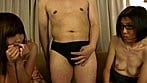 街で見つけた仲良し家族がエッチなゲームに挑戦！！2 欲求不満な愛妻の淫らな姿と思春期の娘の裸体に興奮したパパ思わずフル勃起！！なんと･･･禁断の近親相姦＆親子丼がタップリ撮れました！！！ 18