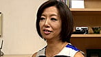 熟年AVデビュー おっとり顔の淑女様！ムッチリ腰回りはムッツリの証 筒美かえで 54歳 1