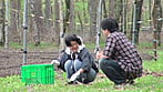 農家の母っちゃが若い男のもぎたてチ○ポを丸かじりハメまくり！ 1