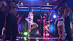 潜入！白黒ショー ギャル×黒人が生でヤリまくる！まな板SHOW 15