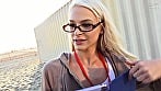 即採用! 激高偏差値75! ハリウッド女優をあきらめてカ○フォ○ニア大学へ行った天才理系パツキン美女まさかのデビュー! 1