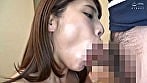 ノックせずにドアを開けると目の前に無防備な姿の女が・・・二人きりの密室で勃起したチ〇ポに発情した女がねっとりフェラ対応してくれた 4