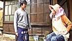 農村で働く熟母スペシャル 谷間から覗く熟れたカラダ･･･ 第二話 1
