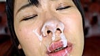 臭いチンカスち〇ぽの匂いに興奮し鼻コキする変態女 5
