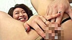 三十路妻が我を失うほどの快楽に悶絶!中出しファックで絶頂! 3