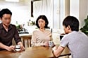 夫の面影を持つ息子と未亡人母 徳山翔子 8