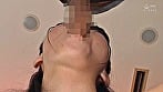 竿を喉奥に咥え込みながら顔動かさずに舌で亀頭かき混ぜ続けるフェラチオ 2
