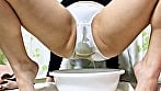 女の子が自分で撮った秘密のおもらし 前多まこ 12