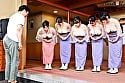 性交付き おっぱい揉みしだき温泉旅館 2 Gカップ以上の巨乳仲居たちでお迎えする“パイズリまくり体験” お出迎えからお見送りまで、絶え間ない乳癒しでお給仕いたします。 3